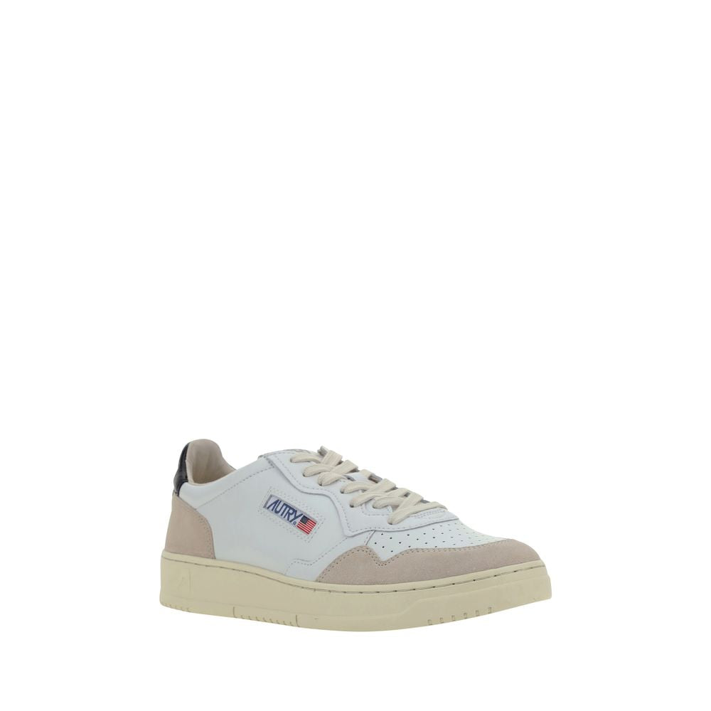 Autry White Calf Leather Bos Taurus Low Top Sneakers