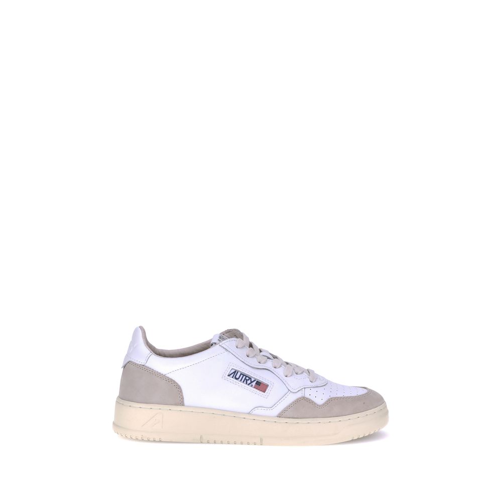 Autry White Calf Leather Bos Taurus Low Top Sneakers