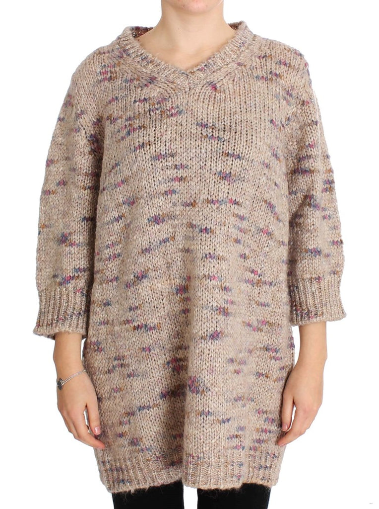 Maglia oversize beige con scollo a V