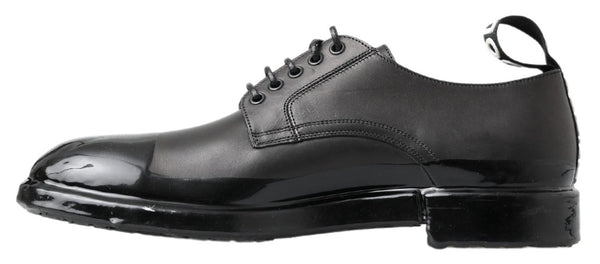 Scarpe eleganti Derby in pelle con lacci in nero