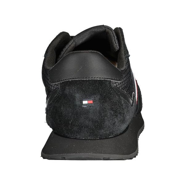 Sneaker uomo in pelle nera