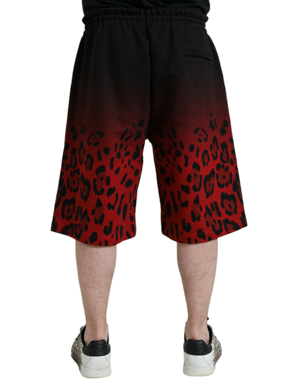 Bermuda in cotone rosso con stampa leopardo