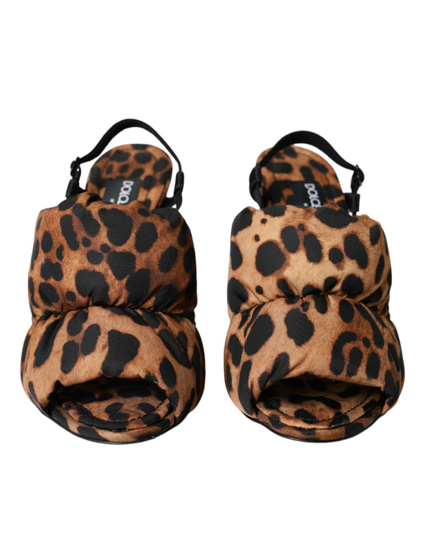 Sandali con tacco leopardato marrone