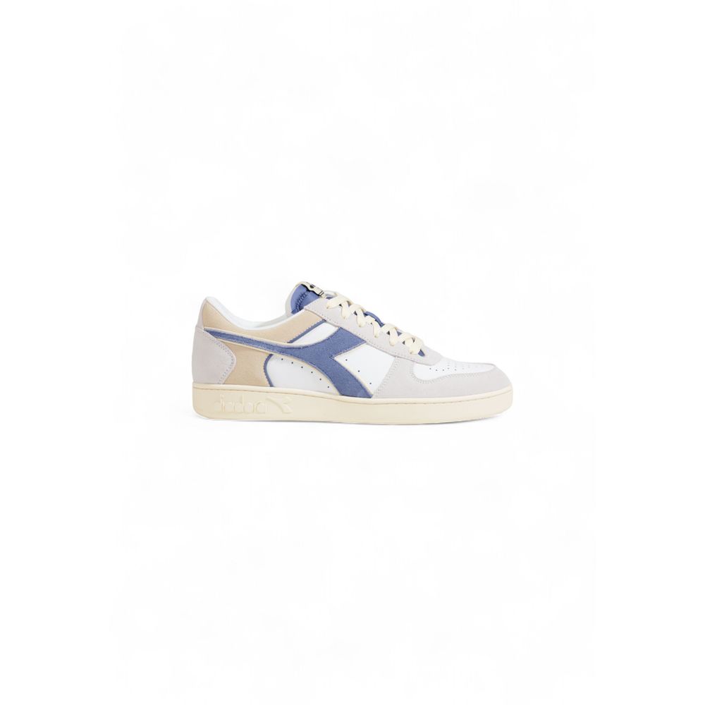 Sneaker in pelle bianca