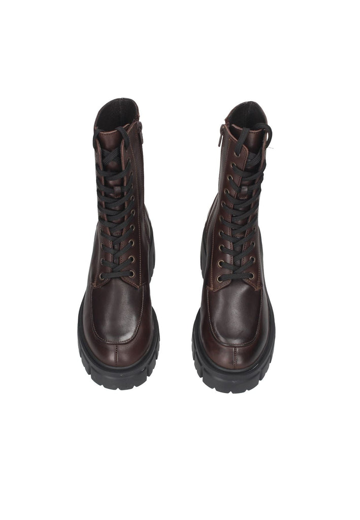 730 Boot TSAKIRIS MALLAS