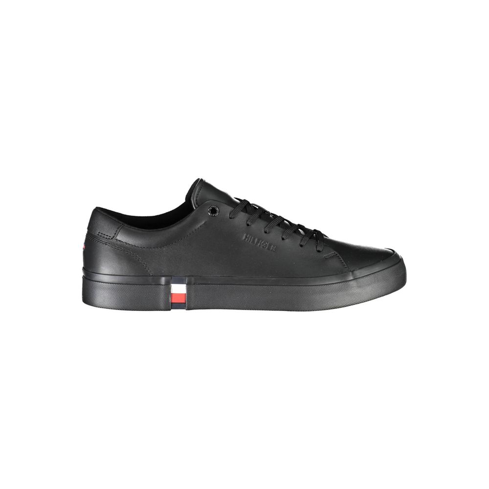 Sneaker uomo in pelle nera