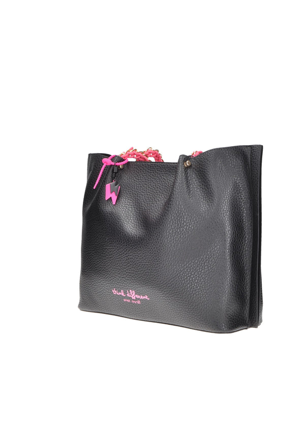 251430 Shopping PEPE MOLL