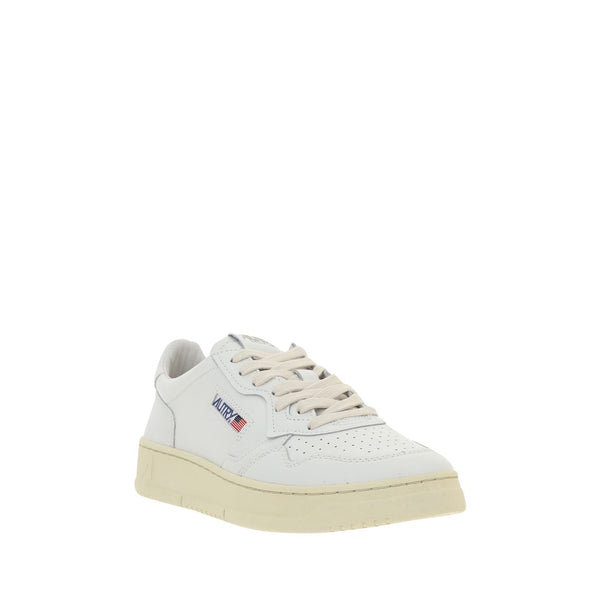 Autry White Calf Leather Bos Taurus Low Top Sneakers