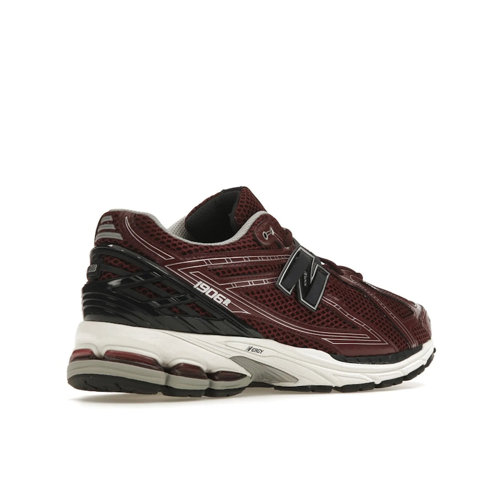 New Balance 1906R Burgundy Black