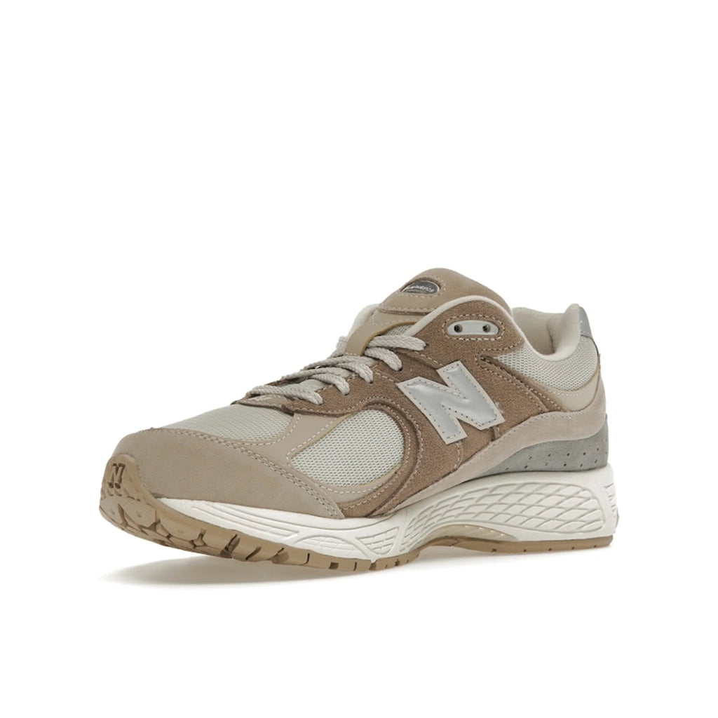 New Balance 2002R Driftwood Sandstone