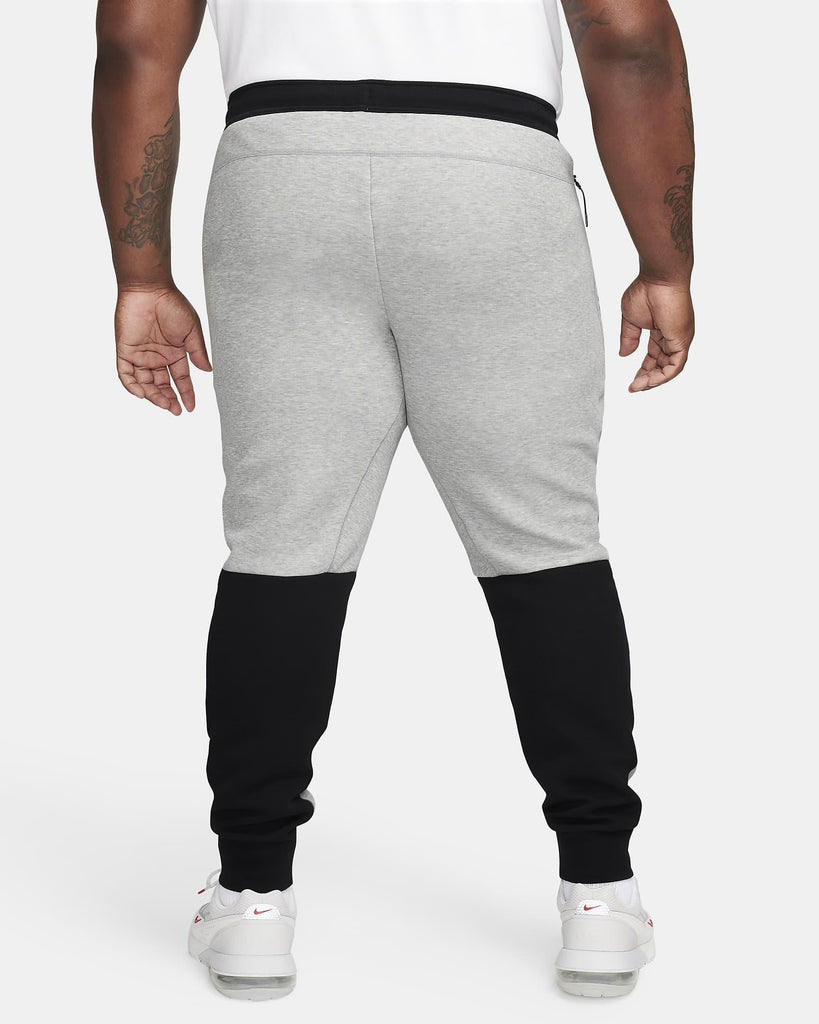 NIKE NIKE SPORTSWEAR TECH FLEECE