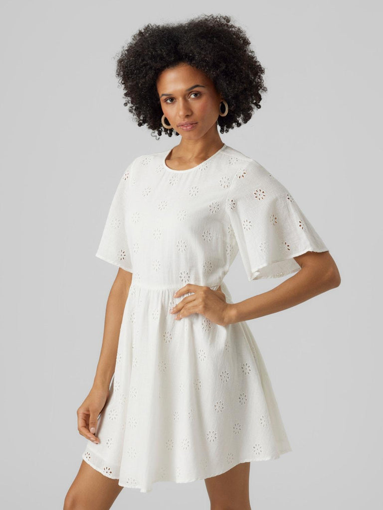 VERO MODA VMMAJA 2/4 CLOSED BACK SHORT DRESS WVN