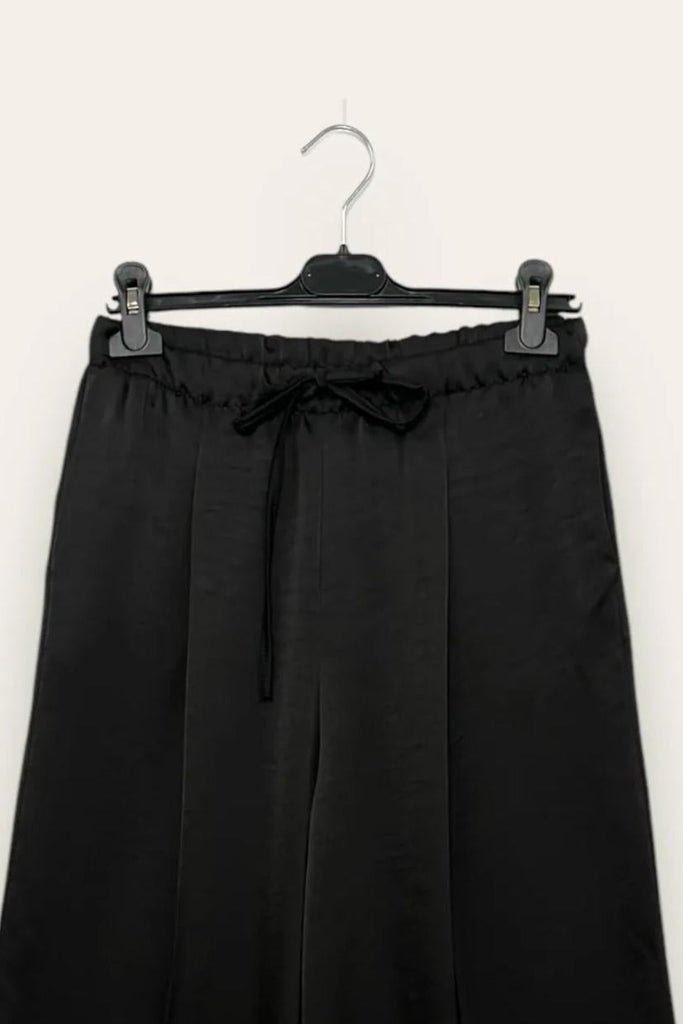 LOVEme Pantalone in raso con finto risvolto