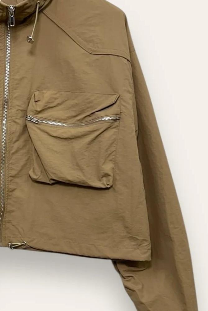 LOVEme Giacca a bomber cropped con due tasche frontali