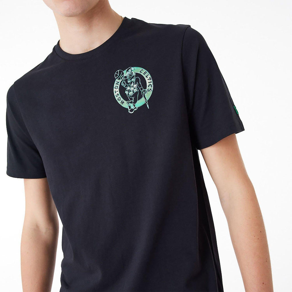 NEW ERA NBA HOLOGRAPHIC OS TEE BOSCEL  BLKKGR