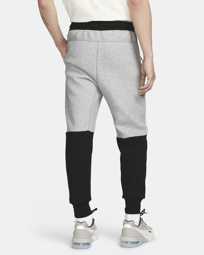 NIKE NIKE SPORTSWEAR TECH FLEECE