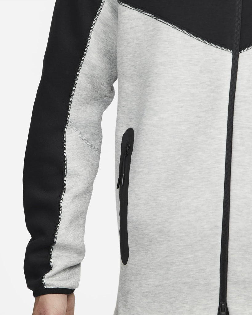 NIKE NIKE SPORTSWEAR TECH FLEECE WINDRUNNER