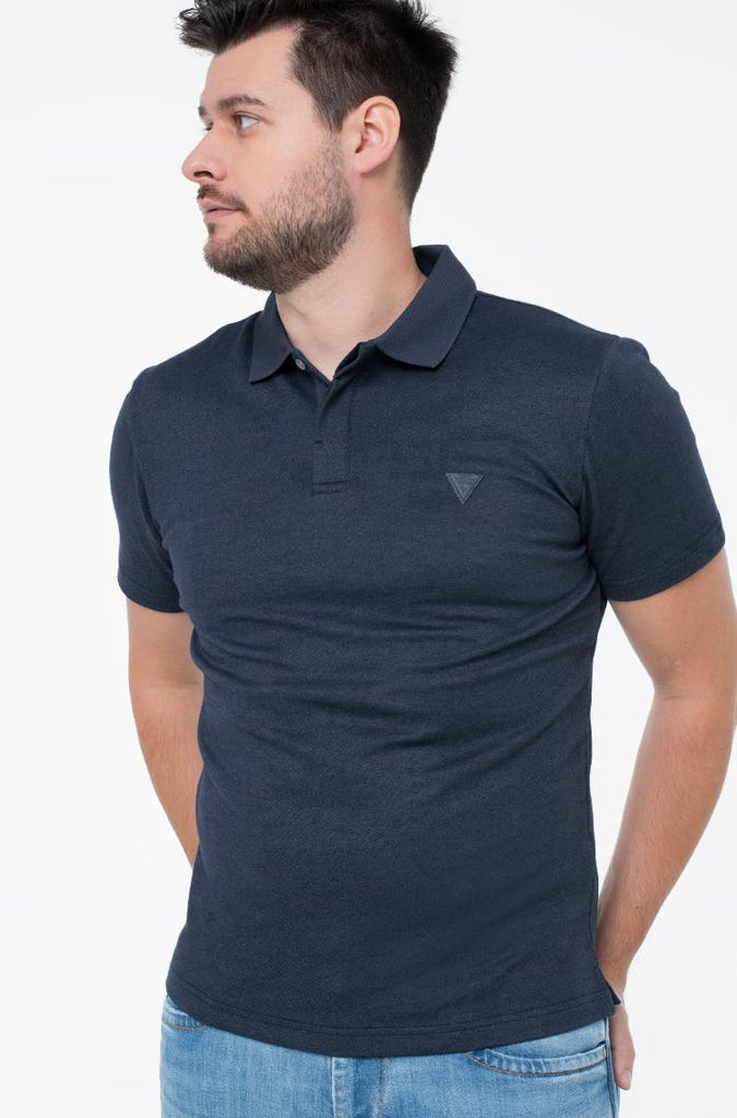 GUESS SMALL TRIANGLE YD SS