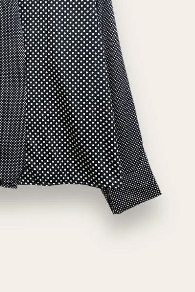 LOVEme Camicia a pois con cravatta e profilo a contrasto con pois piccole