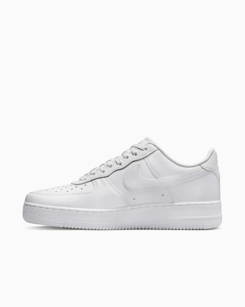 NIKE Air force 1 `07 fresh