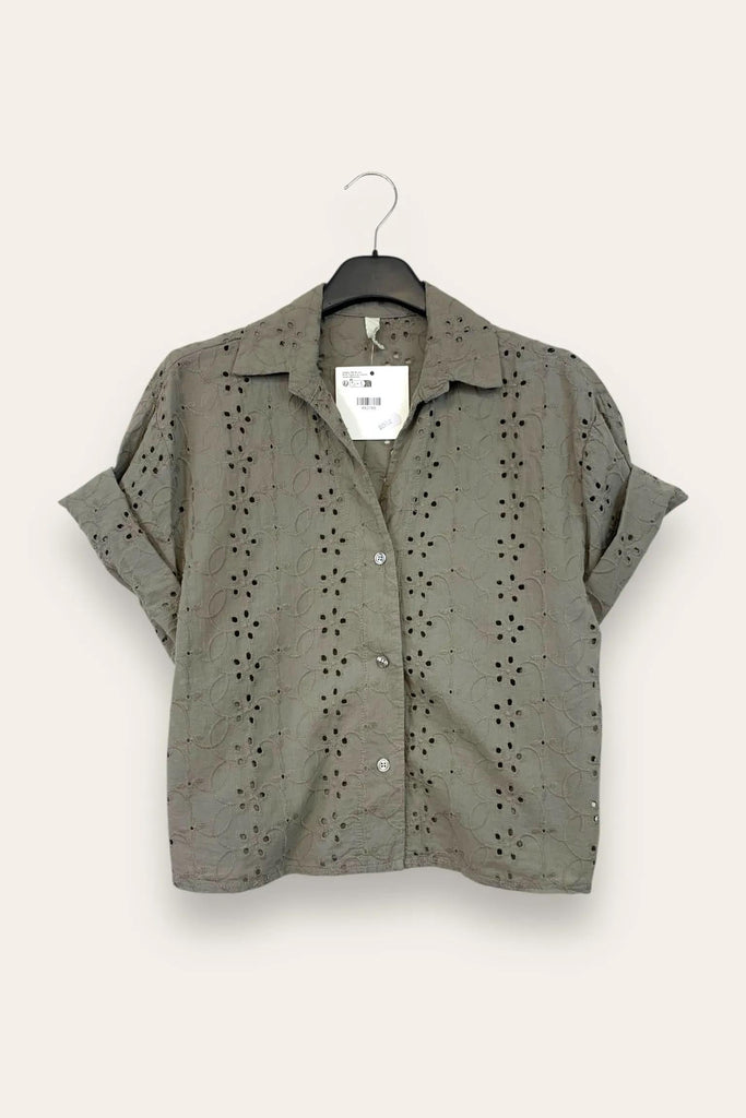 LOVEme Camicia in sangallo scollo a V