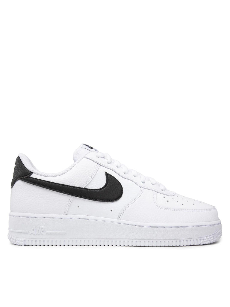 NIKE AIR FORCE 1 07