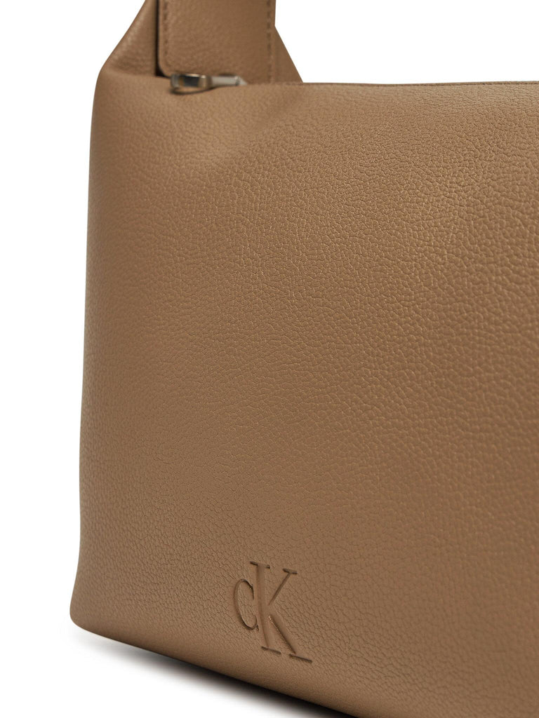 CALVIN KLEIN JEANS ULTRALIGHT SHOULDER BAG