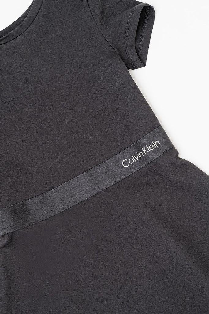 CALVIN KLEIN LOGO TAPE SS PUNTO DRESS