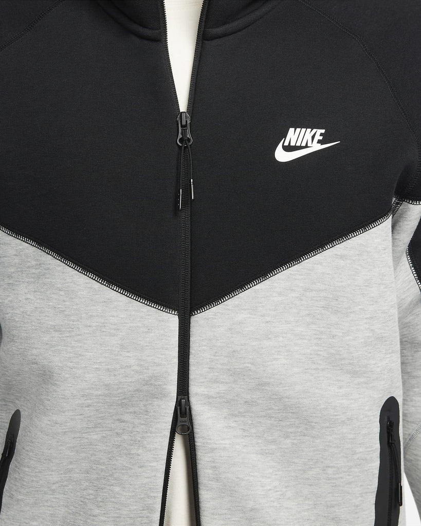 NIKE NIKE SPORTSWEAR TECH FLEECE WINDRUNNER