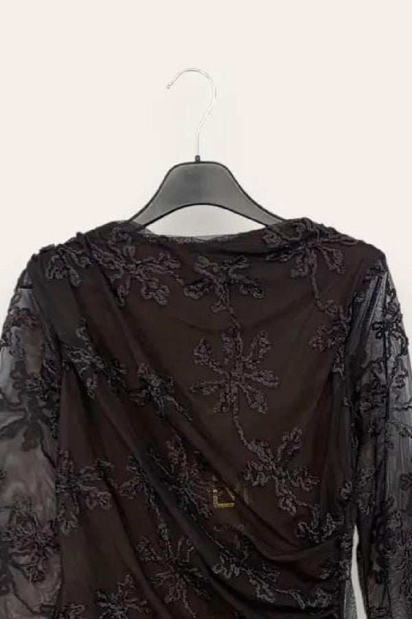 LOVEme Maglietta in tulle con ricamo in ciniglia e drappeggio sul fianco