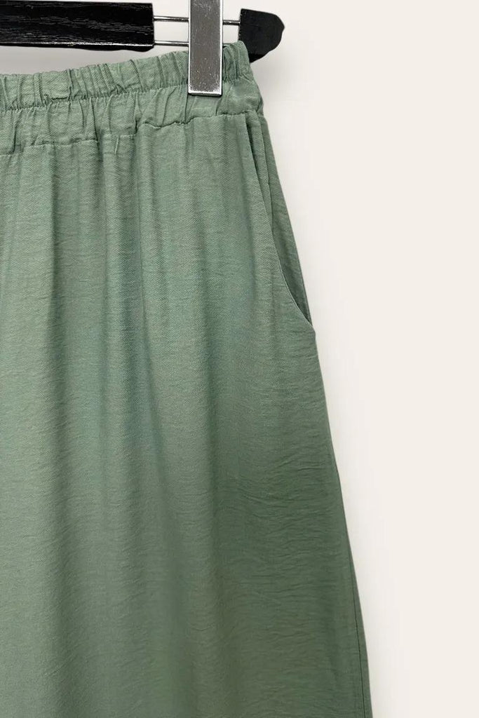 LOVEme Pantalone a palazzo in viscosa goffrata