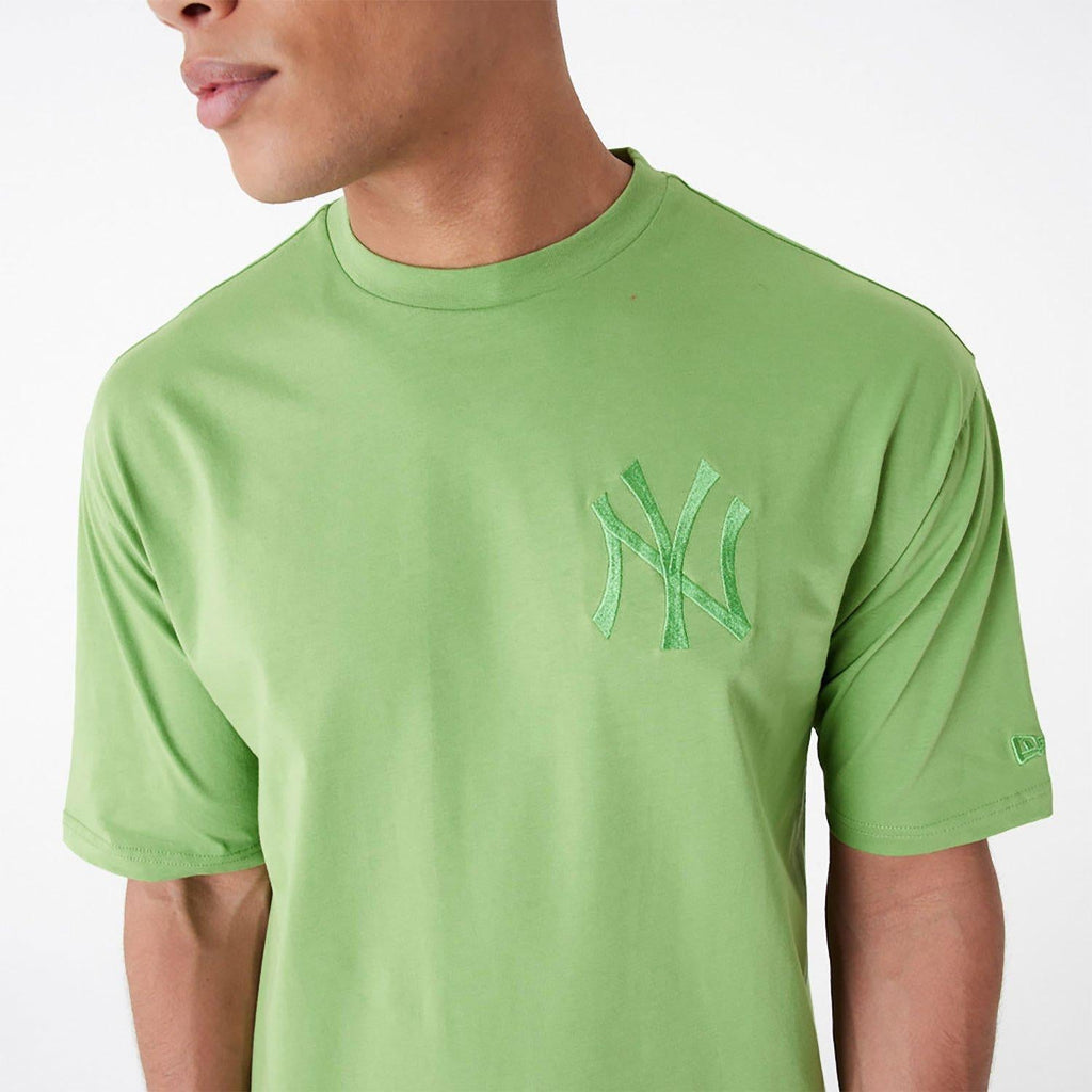 NEW ERA LEAGUE ESSNTLS LC OS TEE NEYYAN  MAGMAG