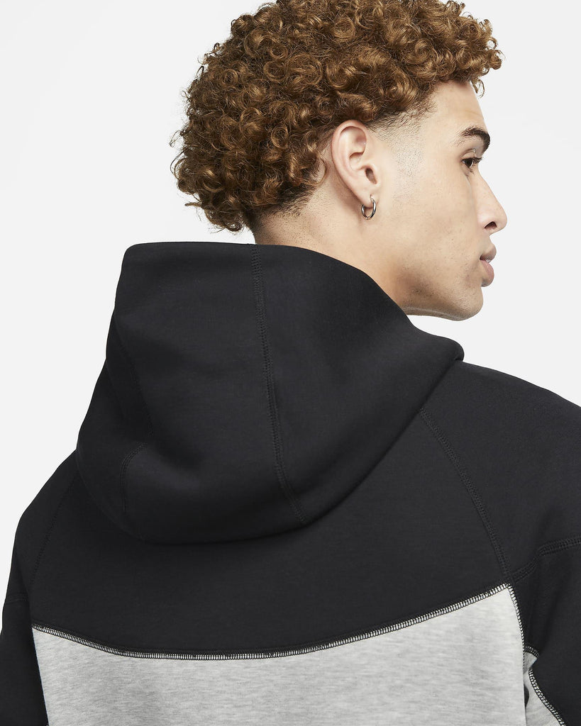 NIKE NIKE SPORTSWEAR TECH FLEECE WINDRUNNER