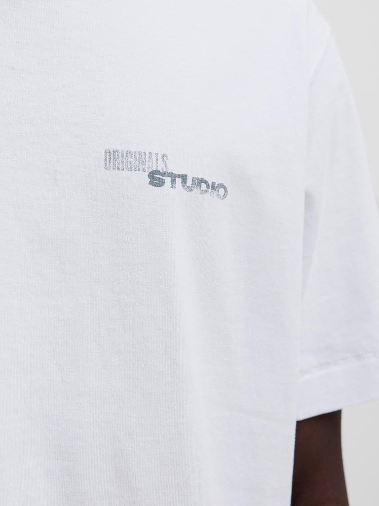 JACK AND JONES JORRETIRO BACK TEE SS CREW NECK SE25