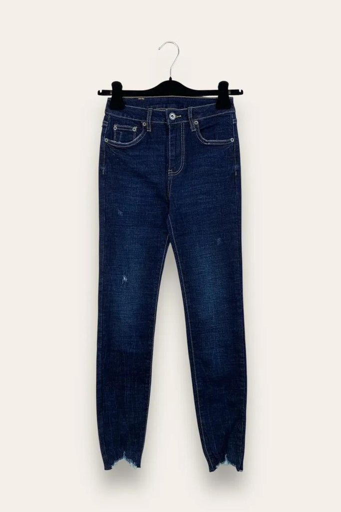 LOVEme Jeans skinny strappati al fondo