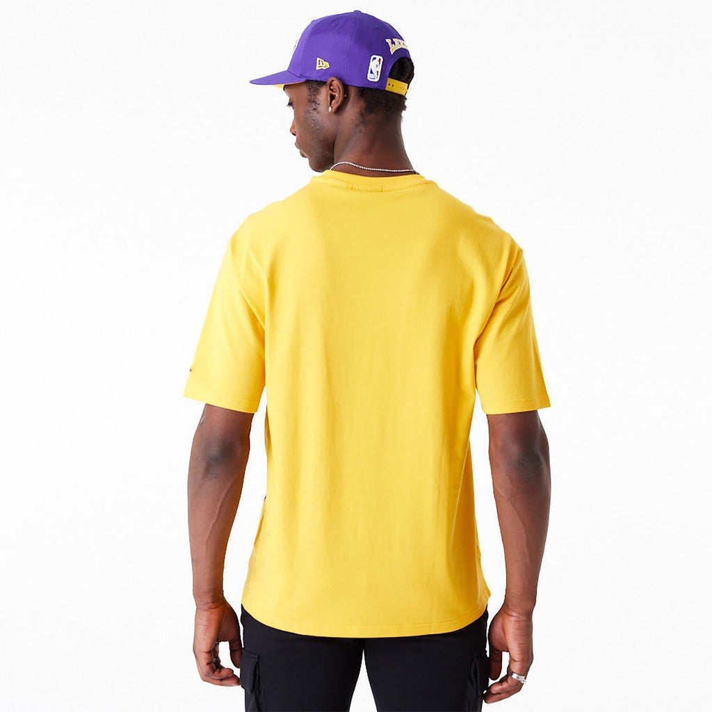 NEW ERA NBA LARGE WRDMRK OS TEE LOSLAK  AGD