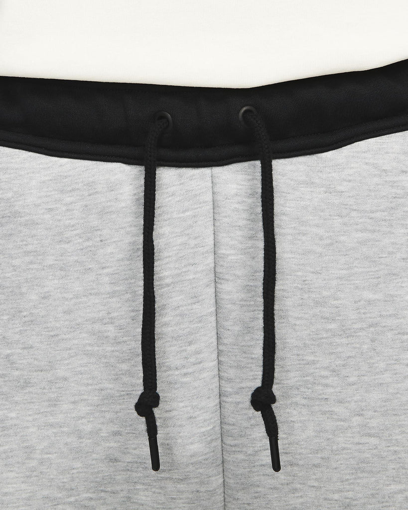 NIKE NIKE SPORTSWEAR TECH FLEECE
