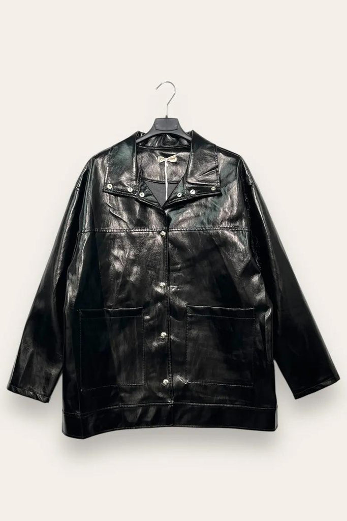 LOVEme Giacca lunga in ecopelle lucida, bottoni poussoir