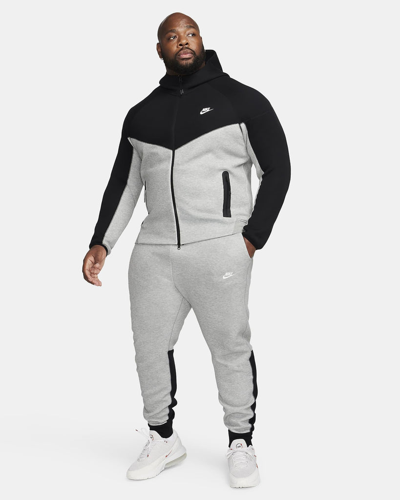 NIKE NIKE SPORTSWEAR TECH FLEECE