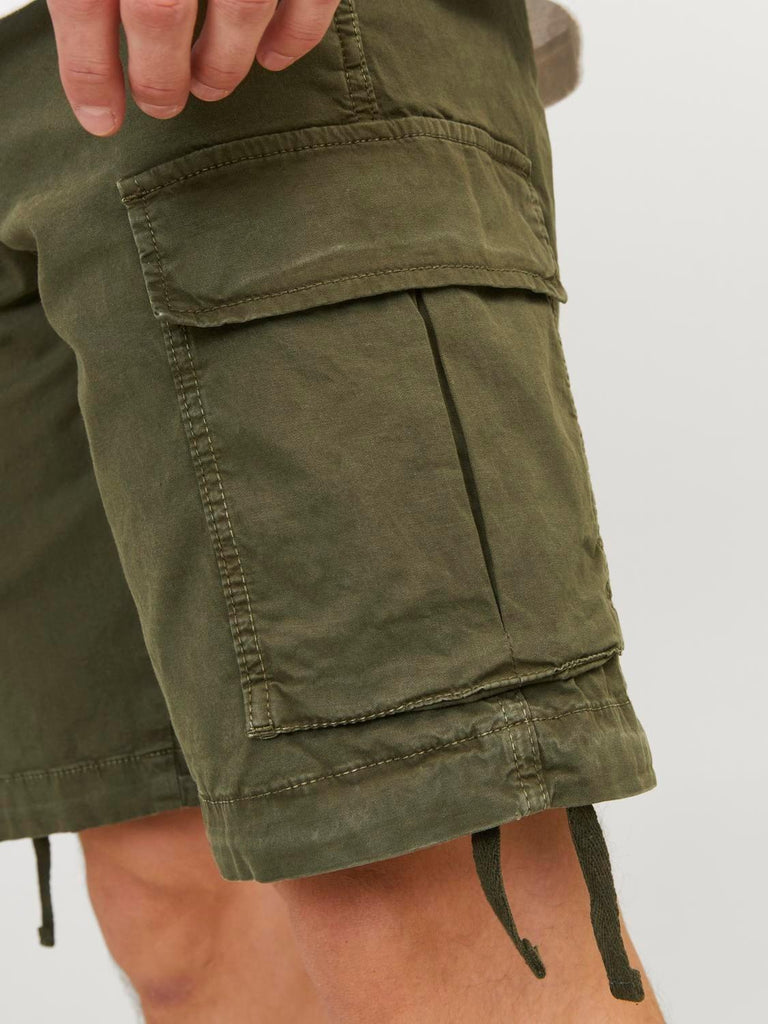 JACK AND JONES JPSTCOLE JJTUCKER CARGO SHORT SN