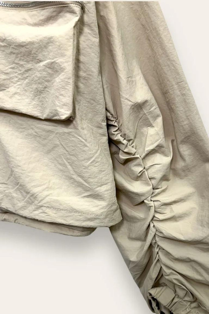 LOVEme Giacca a bomber cropped con due tasche frontali