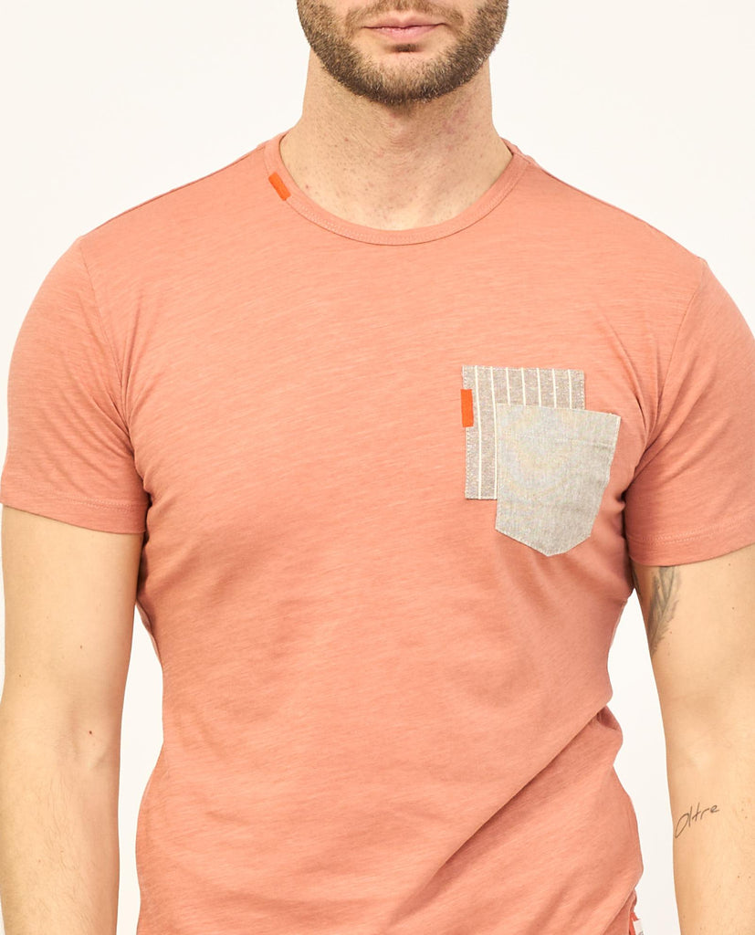 YES ZEE T-SHIRT UOMO GIROCOLLO, M/C, TASCA APPLICATA