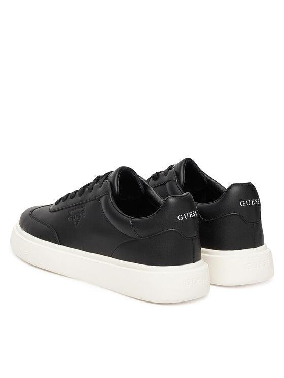 GUESS PLAZA