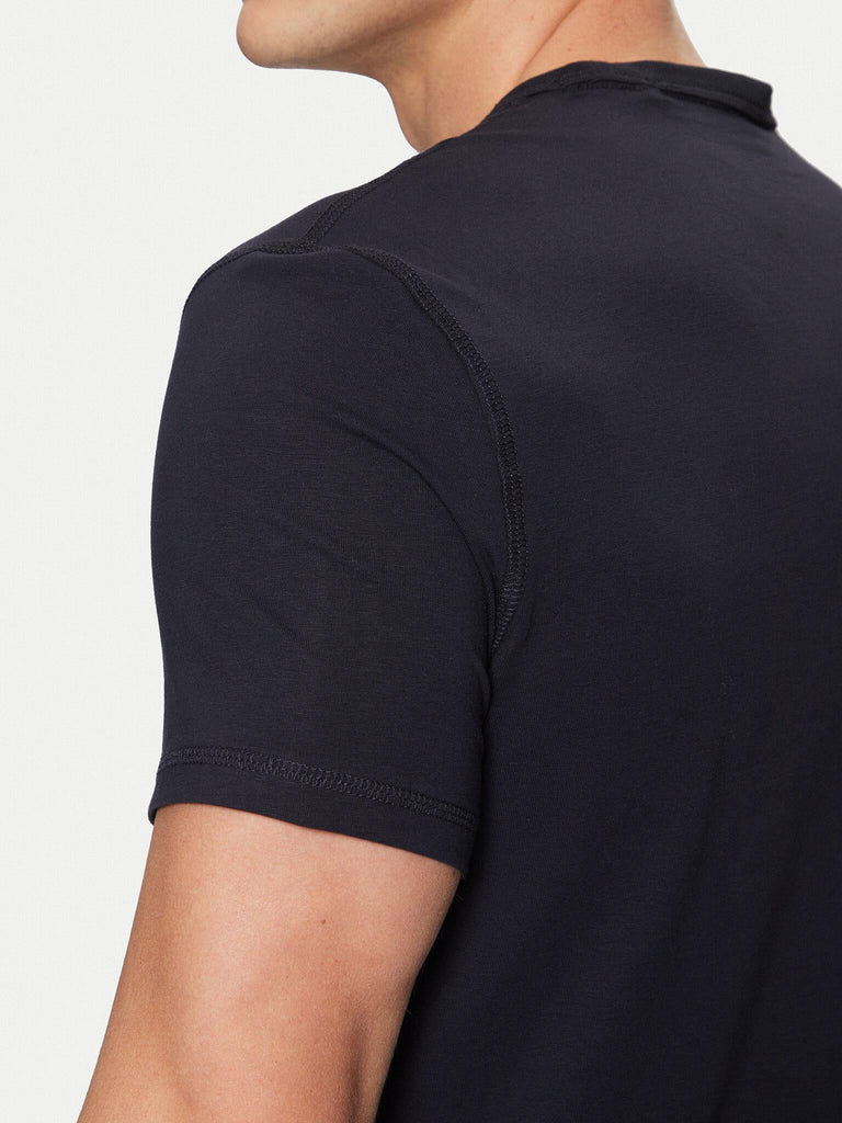 GUESS SS CN GUESS TRIANGLE