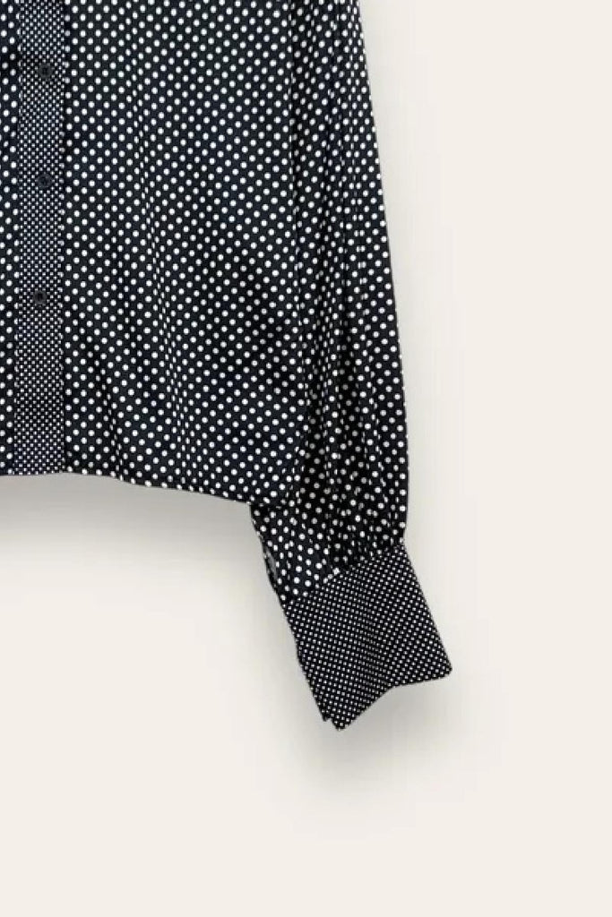 LOVEme Camicia crop a pois con profilo a pois più piccolo