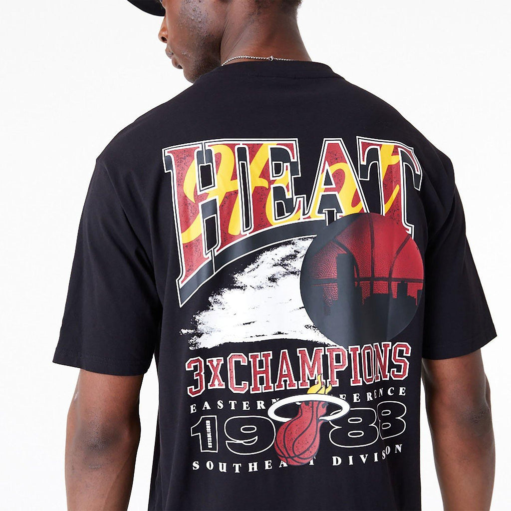 NEW ERA NBA CHAMPIONSHIP OS TEE MIAHEA  BLKPNR