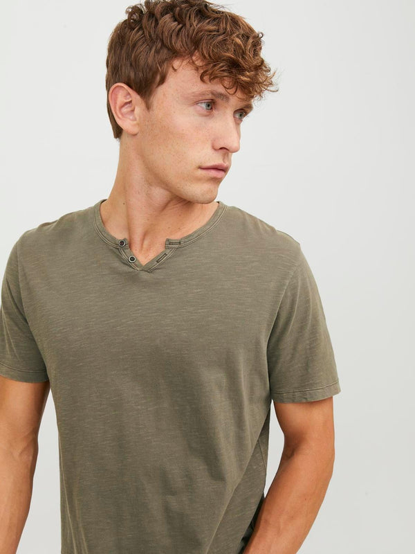 JACK AND JONES JJESPLIT NECK TEE SS NOOS