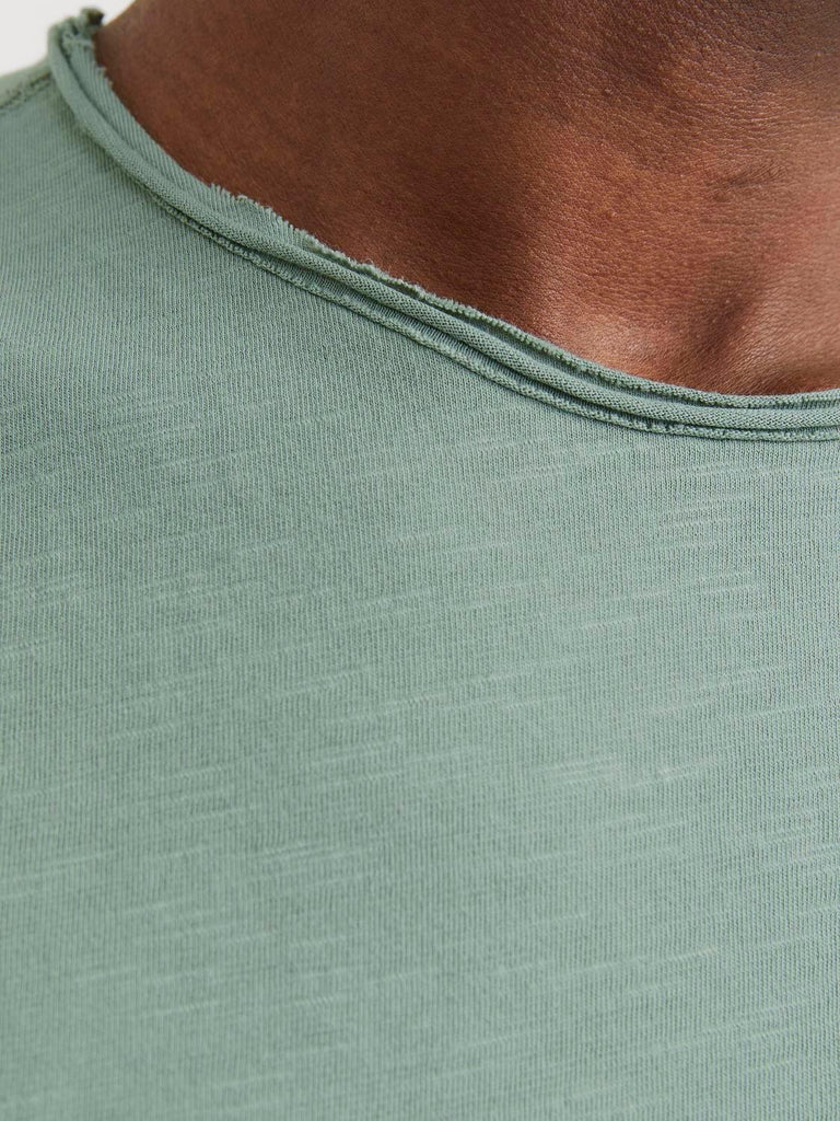JACK AND JONES JJEBASHER TEE O-NECK SS NOOS