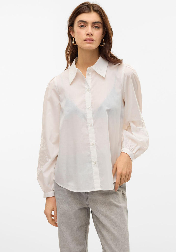 VERO MODA VMKAVA EMB LS SHIRT WVN GA