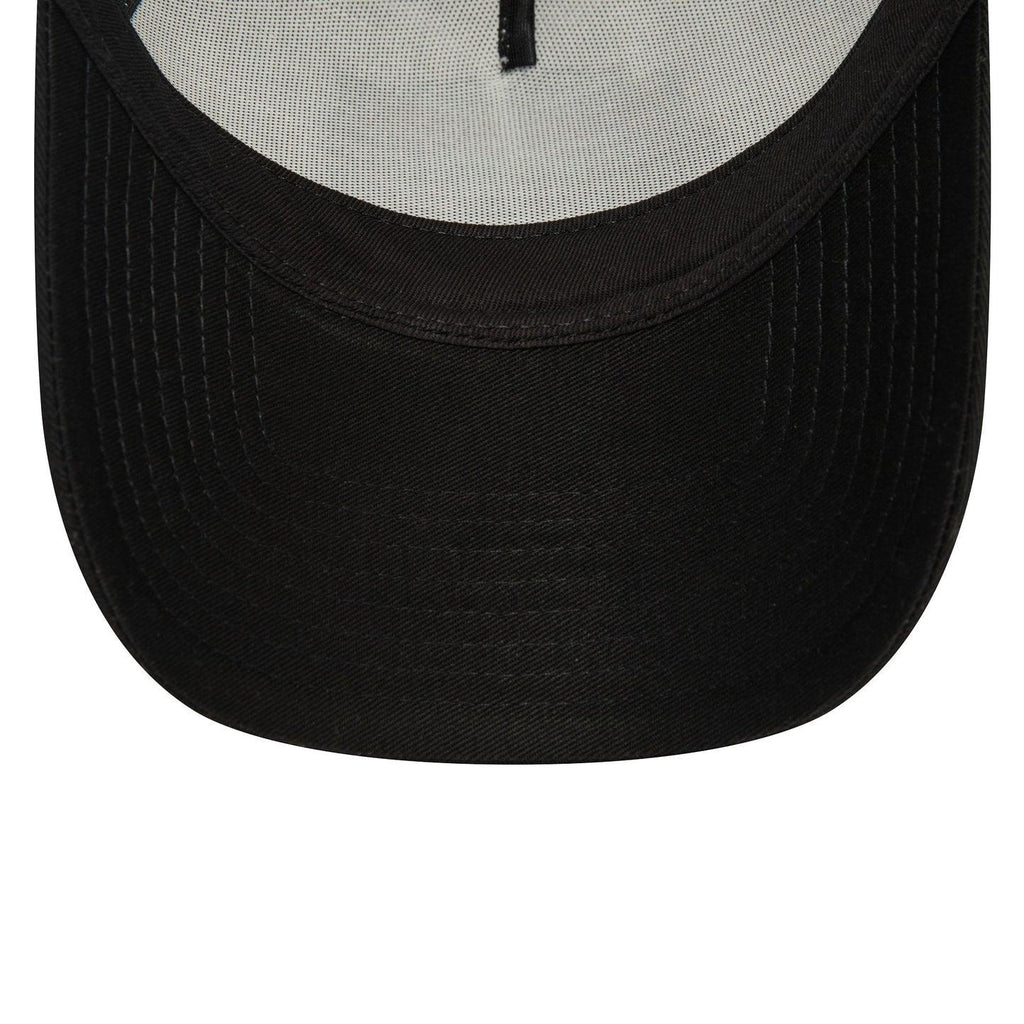 NEW ERA GRAPHIC PRINT TRUCKER NEWERA  BLK
